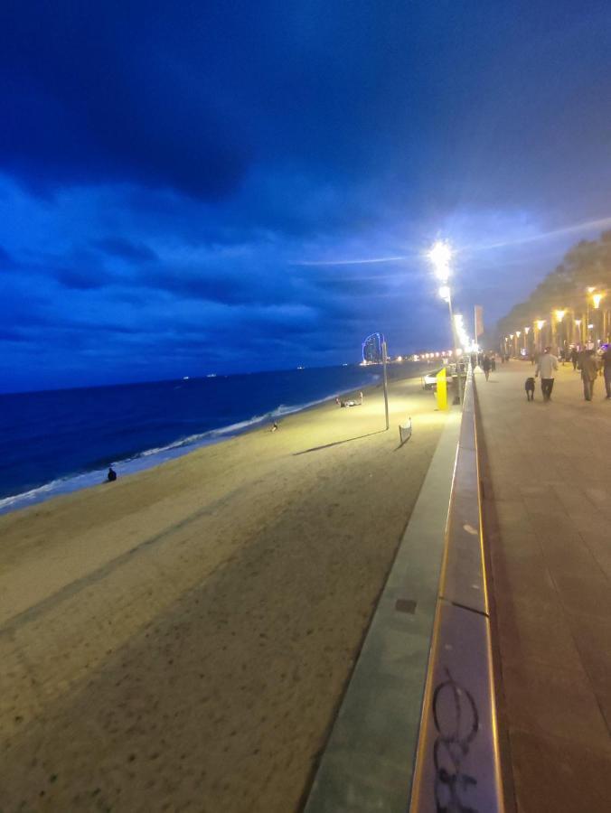 バルセロナNice Flat Within Walking Range To The Beachアパートメント エクステリア 写真